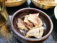 -臻牛烤肉