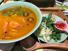 -越弥越南传统美食馆