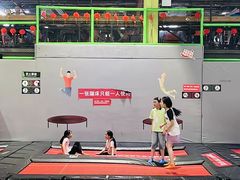-C7城市运动空间·蹦床·健身·团建