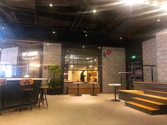 -CGV影城(滨江天街IMAX店)