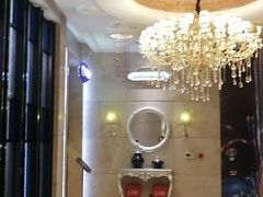 -碧涛阁水世界酒店(万家丽路店)