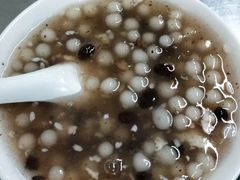 -芳婆糕团店(王府大街店)