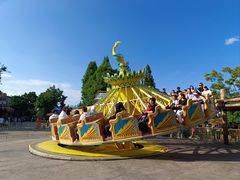 -七彩云南欢乐世界