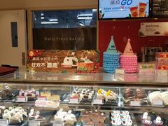面包甜点陈列柜-85度C(生甜甜圈研究工坊·上海局门店)
