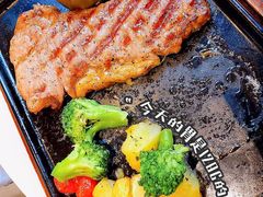 -必胜客(WOW南宁盛天地店)