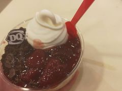 草莓奥利奥抱抱碗-DQ·蛋糕·冰淇淋(包河万达店)