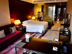 -广州天河希尔顿酒店