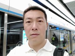 -铁西广场(地铁站)