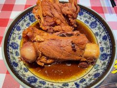 酱骨棒-东北哈尔滨酱骨头馆房掌柜铁锅炖