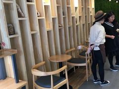 -焙丽拾光(麦凯乐直营店)