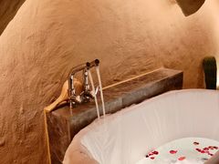 -快乐大桶水养生足浴SPA(前兴路店)