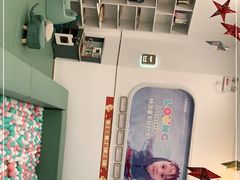-龙格亲子游泳·水育早教运动中心(绿宝中心)