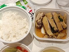 -老乡鸡(上海白玉兰广场店)