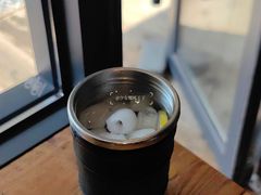 柠檬水-出走咖啡·面包(宋庄店)