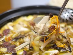 -菌之家·专业纯野生菌火锅·特色炒菌