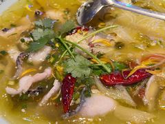 老坛酸菜鱼-胡桃里音乐酒馆(仓山万达店)