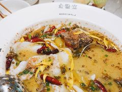 -渔语鱼酸菜鱼新川菜(来福士店)