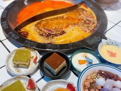 -卤校长重庆老火锅(南岗万达店)