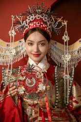 点击看大图 -挪娅婚纱摄影皇家会所