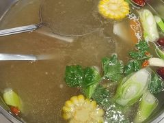 -乡土黄·鲜牛肉火锅·小龙虾(兴业街店)