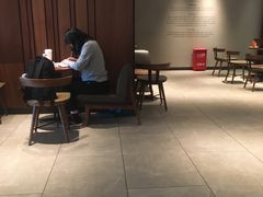 -星巴克(真如星光耀广场店)