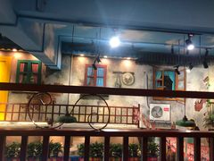 -马路边边麻辣烫联盟路店