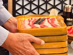 -牛YO寿喜烧·铁板烧和牛火锅自助(市府恒隆店)