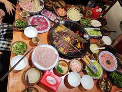 -周小明火锅(黑金冠社区店)