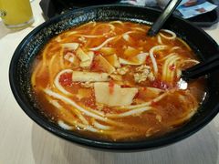 -蒙自源过桥米线(红谷滩万达店)