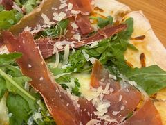 -城市大道红炉披萨烘焙坊