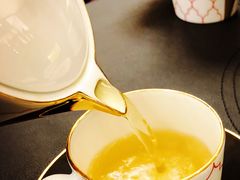 -Salon de The de Joel Robuchon(外滩18号店)
