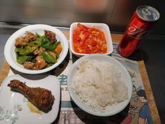 -老乡鸡(上海白玉兰广场店)