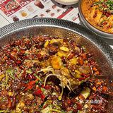 就这个… 4个人要了10碗饭