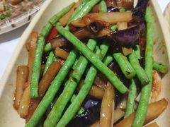 茄子三宝-晶晶粤西特色美食(市桥店)