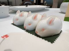 -醉辉皇上海之巅(上海中心大厦店)