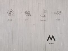 -M Stand(南京紫峰大厦店)