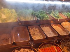 -牛YO寿喜烧·铁板烧和牛火锅自助(市府恒隆店)