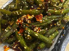 -维吾尔餐厅(宜山路店)