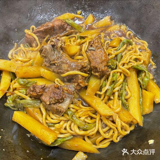 冰城外婆铁锅焖面(大学城店)