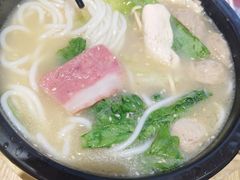 -格朗合·鸡汤米线(辰昌路店)