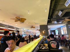 大堂-大头虾越式风味餐厅(光明广场店)