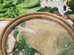 -慢丽江·云南野生菌土鸡锅(西山店)