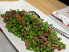 -渝信川菜 · 川味家常菜(财富购物中心店)