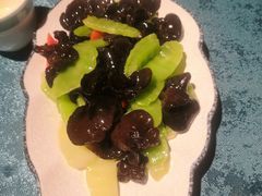 -长安炊烟庭院陕菜(七路明光路店)
