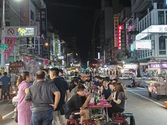 -六合夜市