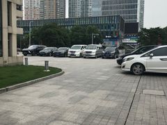 场地-上海喜玛拉雅酒店-停车场