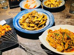 -六福烧烤酒馆(秦隆步行街店)