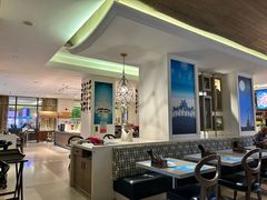 -海口绿发希尔顿酒店-田园汇贵州美食自助餐·三文鱼