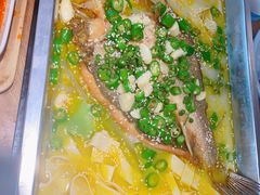 -蜜桃餐厅·伴山(湖滨商业街店)