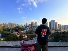 -包整·丝娃娃(甲秀楼景观店)